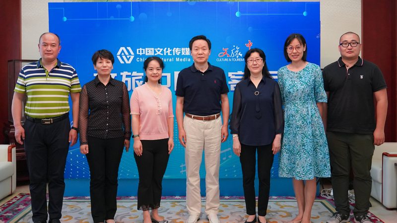 创业路上，如何进行文化传媒公司竞品分析？**
